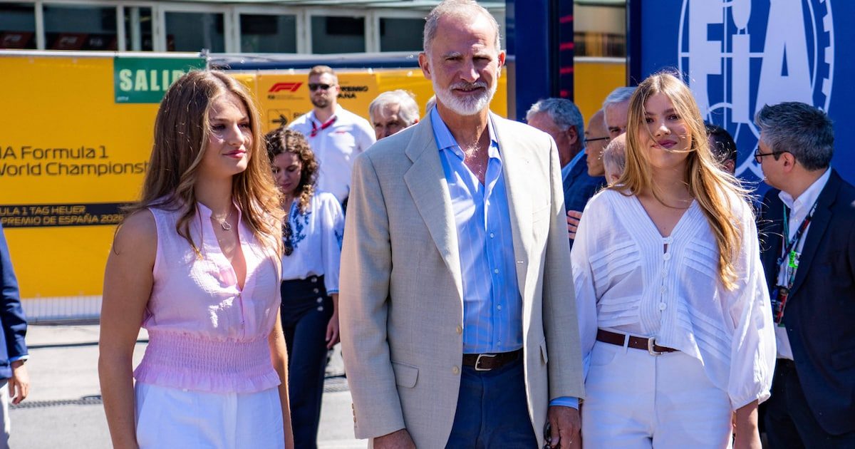 Grand Prix von Spanien: Leonor und Sofía von Spanien feiern Premiere – nur Mama Letizia fehlt