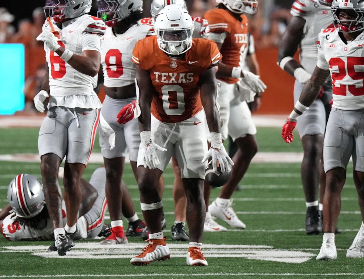 College football rankings shuffled with Texas at No. 1 in US LBM Coaches Poll Top 25