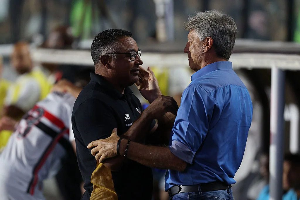 👀 Grêmio eye three big names for Luís Castro vacancy, says journalist