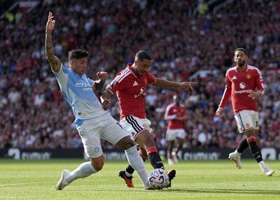 LIVE. De bal rolt weer in Manchester: kunnen Youri Tielemans en co teleurstellende stadsderby nog wat leven inblazen?