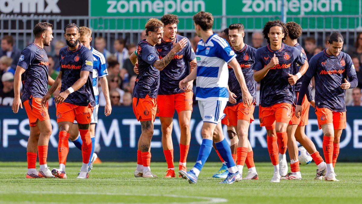 LIVE Eredivisie | Zevenklapper Feyenoord bij onthutsend zwak PEC Zwolle, wordt de score nog groter?