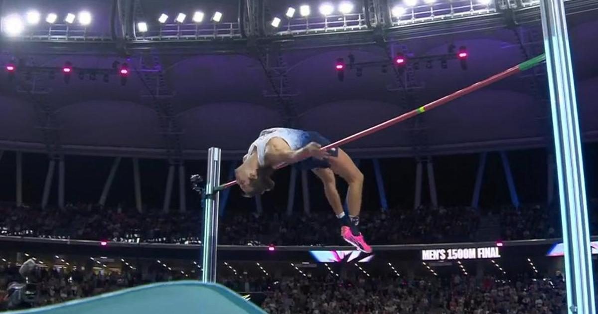 Ultimate Championship, super Tamberi: Gimbo vince nel salto in alto con 2,37 - VIDEO