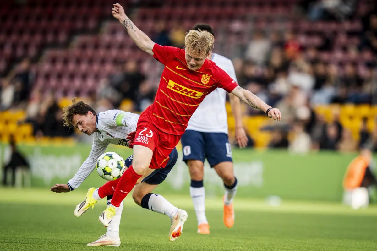 Dommer erkender fejl: FCN-spiller skulle have rødt kort