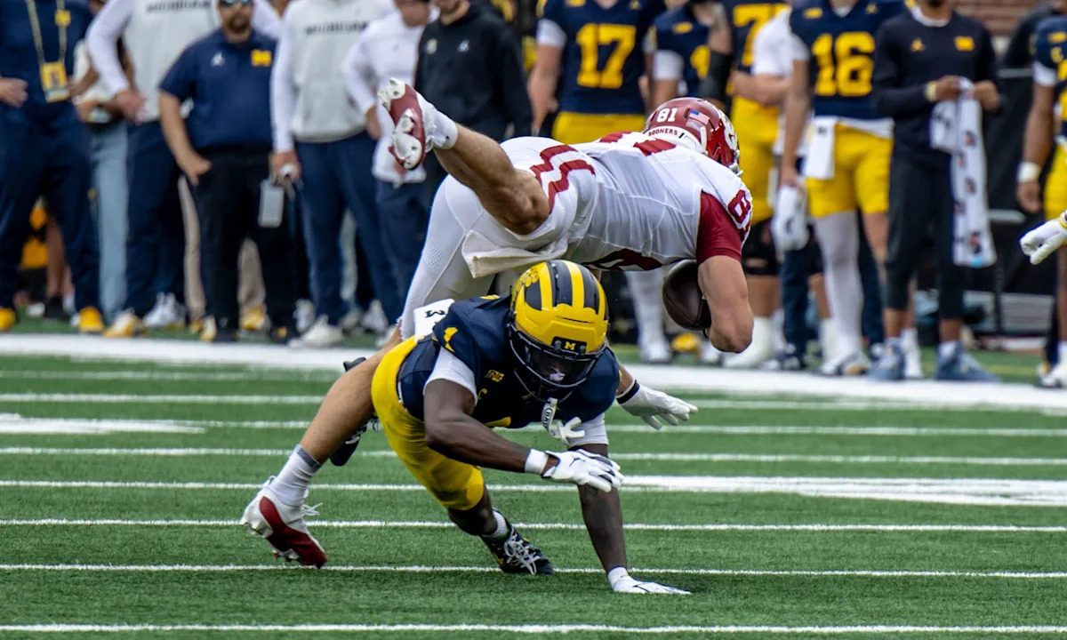 Michigan rises in US LBM Coaches Poll after upset of Oklahoma