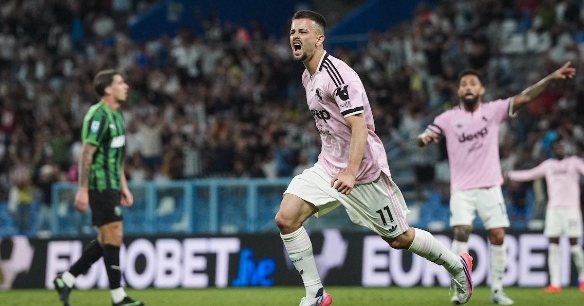 Serie A: Naples gagne enfin à domicile, la Juventus Turin coule à Sassuolo