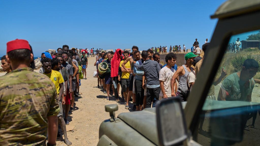 Crise migratoire à Ceuta: le gouvernement Sanchez accusé d'avoir ignoré les alertes des renseignements