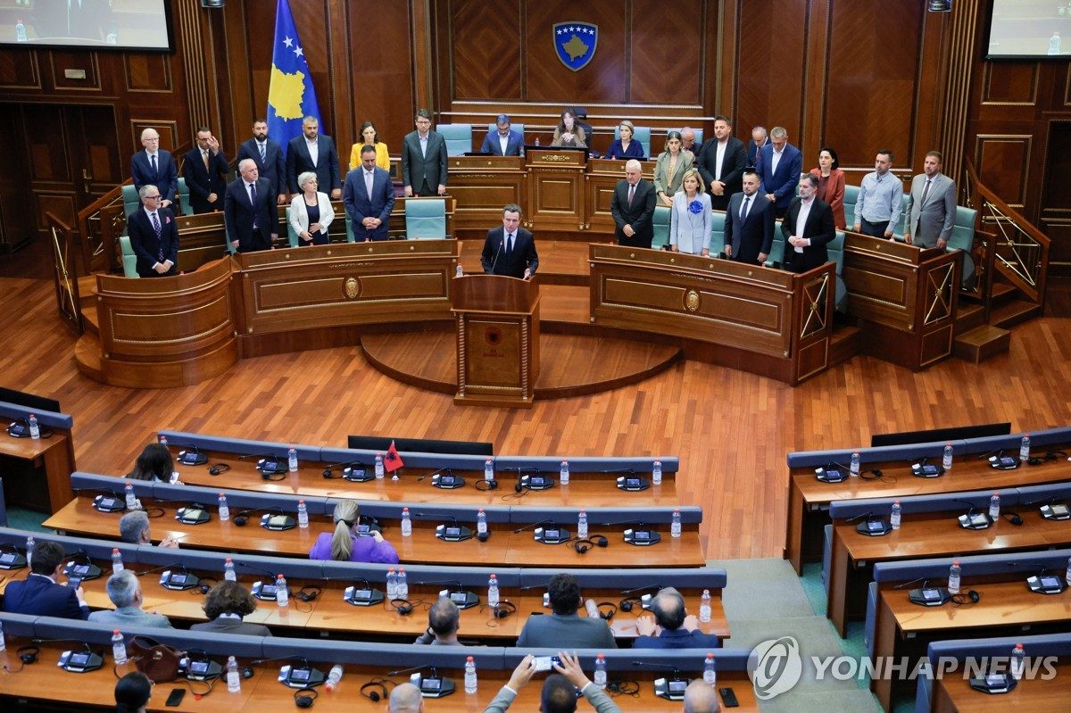 코소보 의회, 쿠르티 총리 주도 새 내각 승인