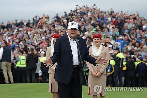 아일랜드 방문한 트럼프 "아일랜드 위스키 관세 철회하겠다"