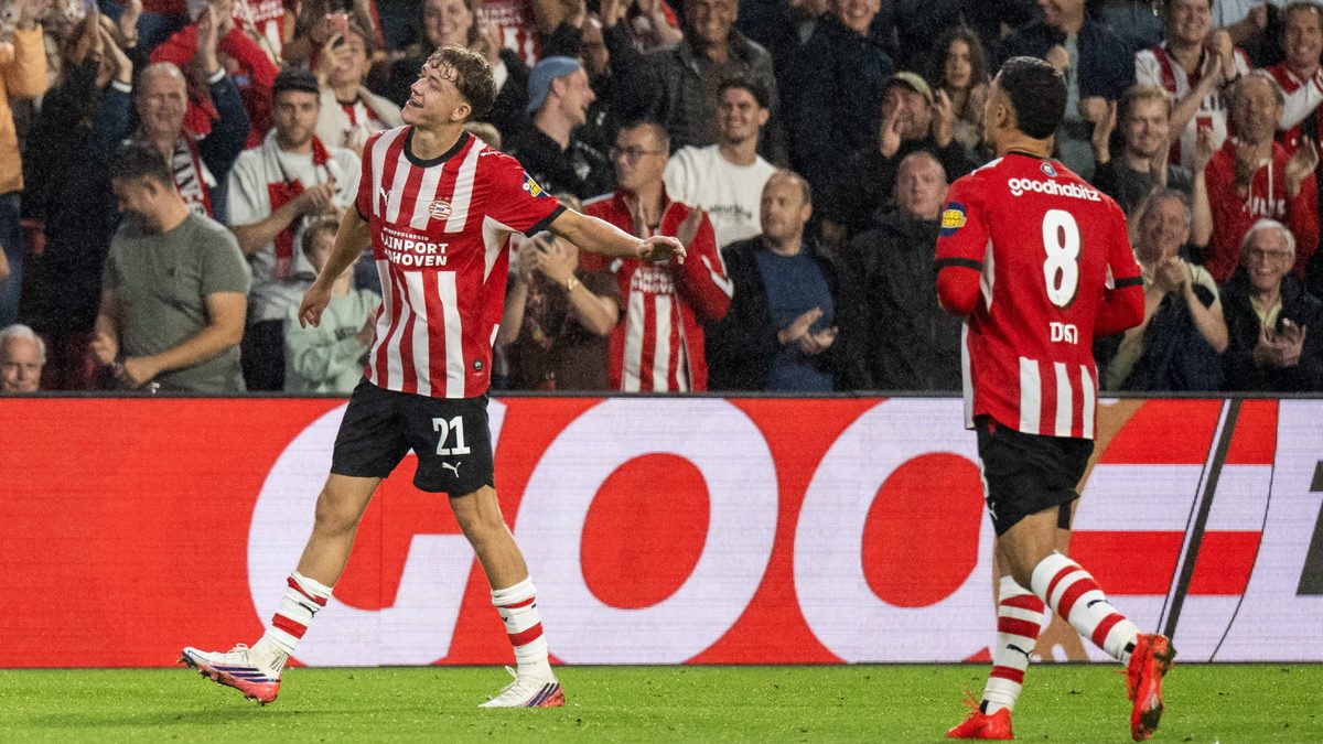 Peter Bosz met PSV terug aan kop na bijna vier maanden: ’Er kan nog van alles op je pad komen’