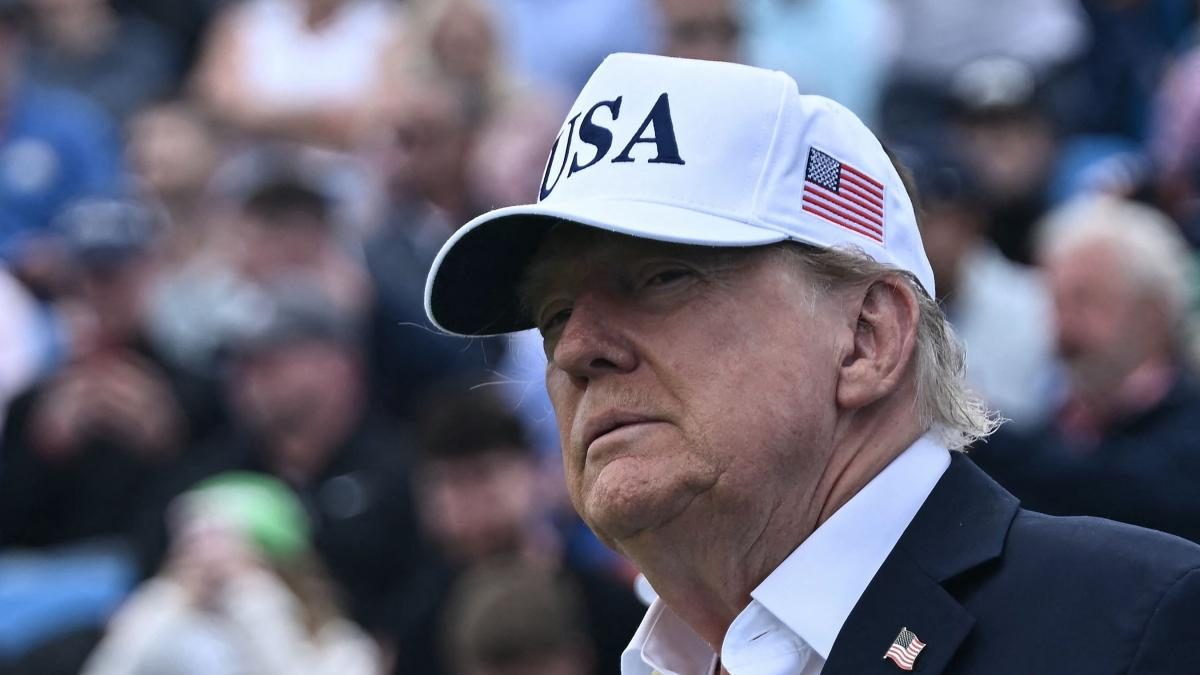 Trump critica las “fuerzas negativas” que señalan preocupaciones sobre el avance de la IA