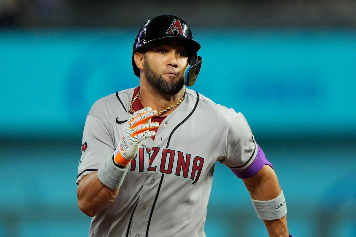 Diamondbacks designate outfielder Lourdes Gurriel Jr. for assignment