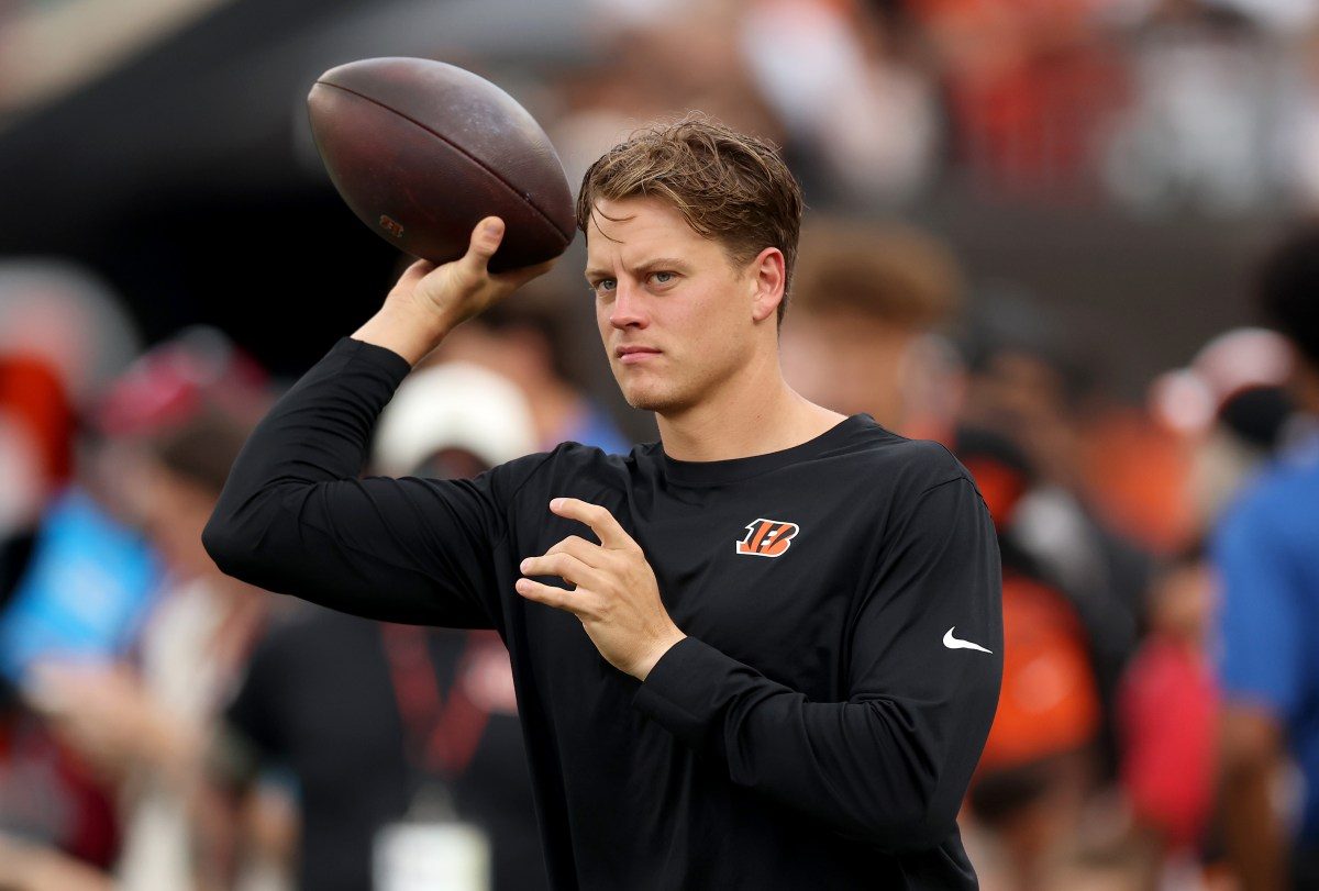 Russell Wilson Sends Jarring Joe Burrow Warning to Bengals Front Office