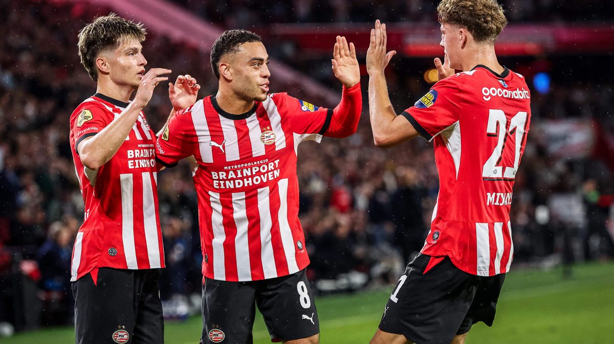 LIVE Eredivisie | PSV draait achterstand tegen Sparta om dankzij Mijnans en Sano