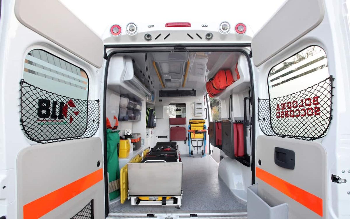 Incidente nel Palermitano, moto esce di strada: morta una donna di 50 anni