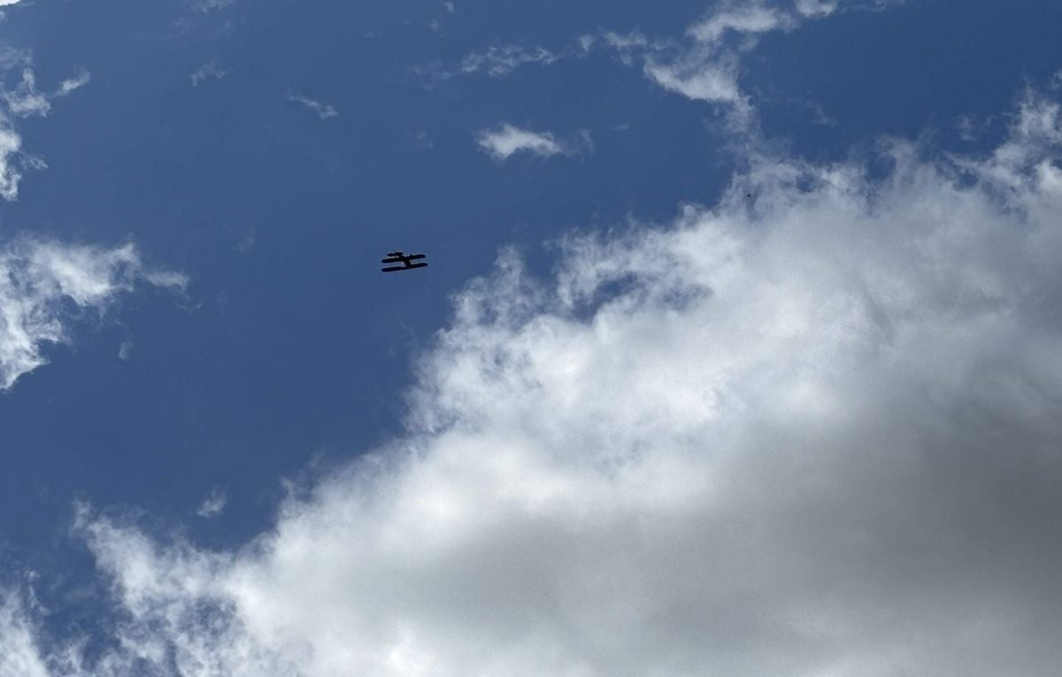 Var : Un petit avion s’écrase, le pilote, ancien général de l’armée de l’air, et la passagère décèdent