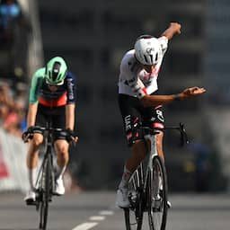 Isaac del Toro klopt Paul Seixas in sprint en wint GP Montréal op WK-parcours