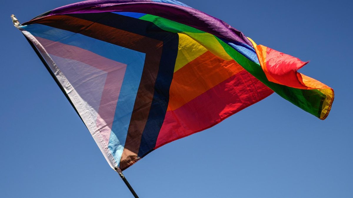Turkish authorities launch crackdown on LGBTQ+ and HIV support groups