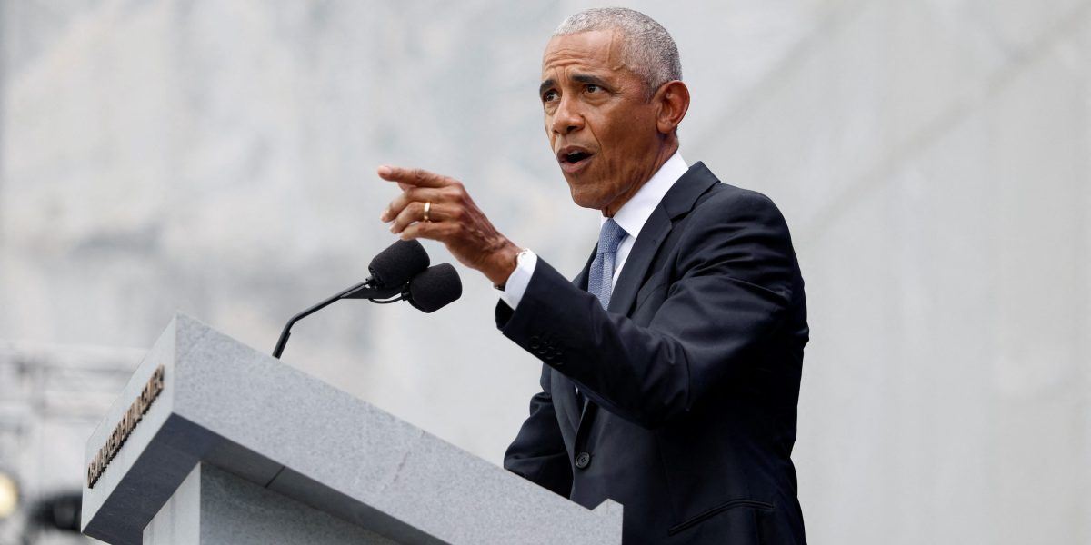 While Barack Obama urges Democrats to make AI a campaign issue, Trump downplays the need to slow development despite di…