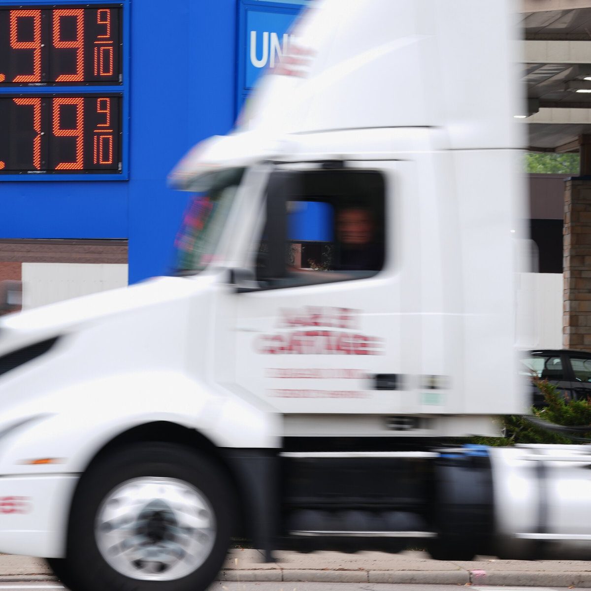 Oil Prices Jump on Energy Supply Worries