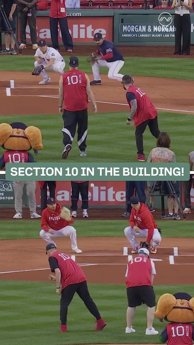 WADDUP WADDUP! @Section10Podcast presented $10,000 checks to the #RedSox Foundation & Dana-Farber prior to delivering t…