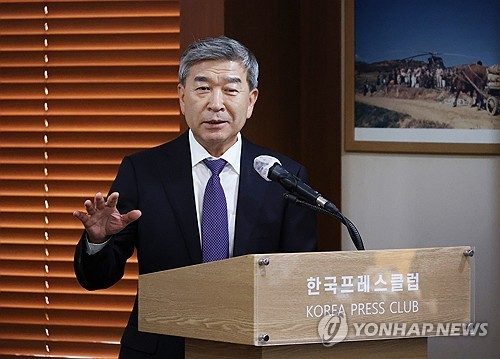"트럼프, 중간선거 져도 행정권 강화할 것…韓통상 등에도 영향"