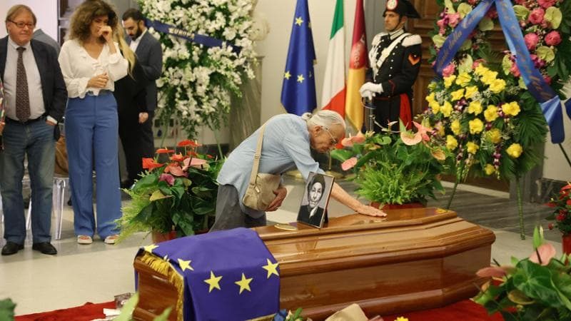 L’ultimo saluto del popolo di Emma Bonino: “Sarebbe stata un’ottima presidente”
