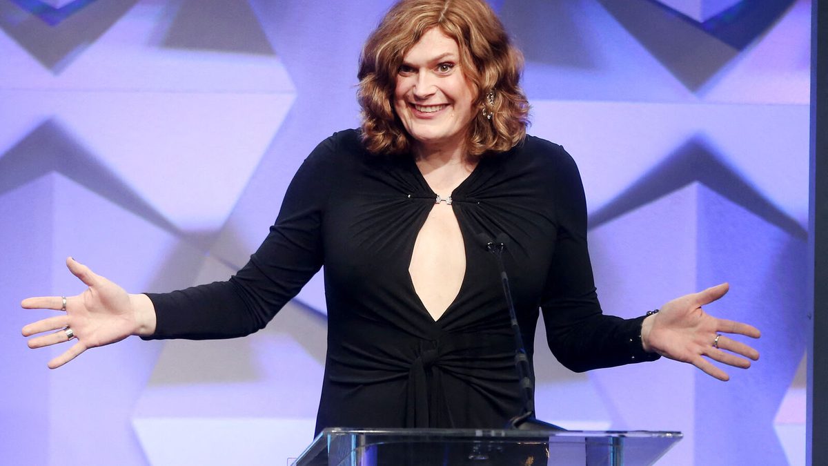 « Elle finance le génocide trans » : réalisatrice de « Matrix », Lilly Wachowski tacle J.K. Rowling et appelle au boyco…
