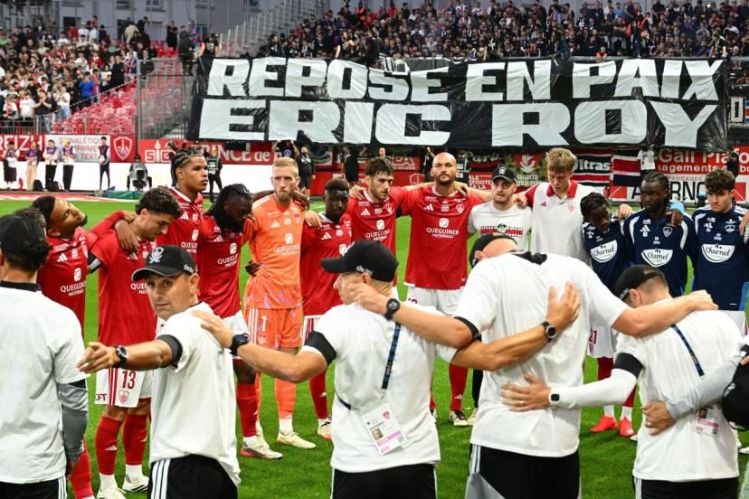 Grande soirée d'hommages à Éric Roy en marge de la rencontre de Ligue 1 entre Brest et le PSG