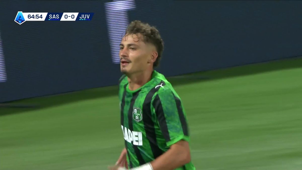 Scoring for Sebastiano Esposito