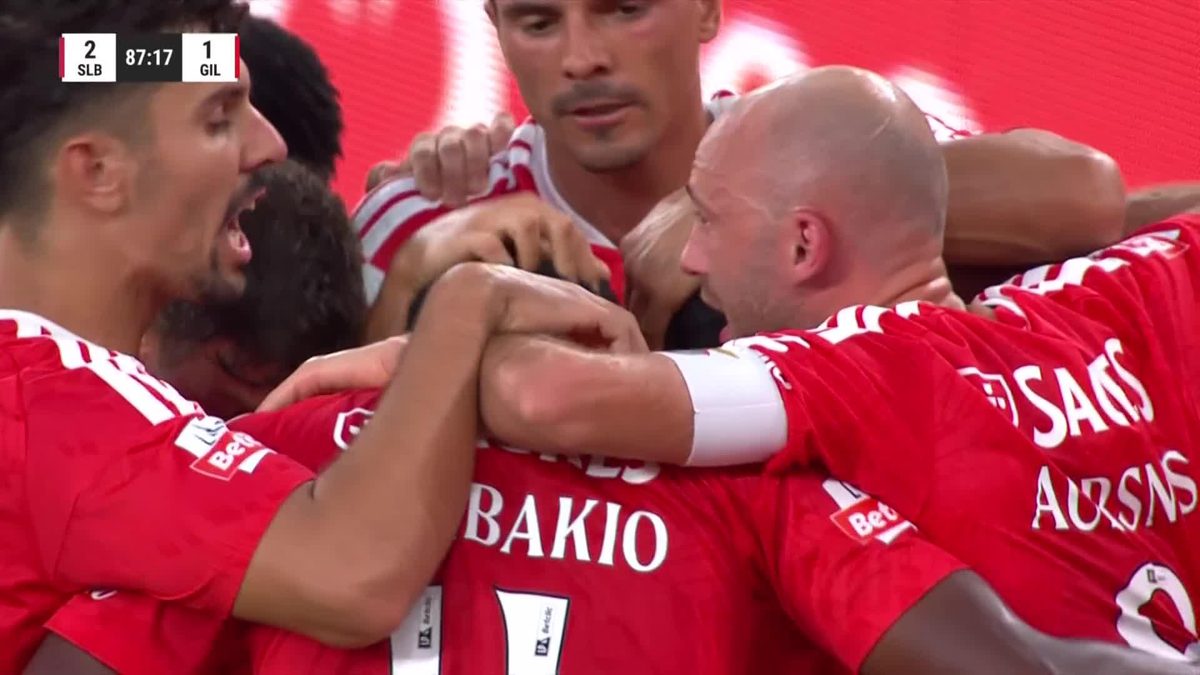 Vangelis Pavlidis med mål mot Gil Vicente