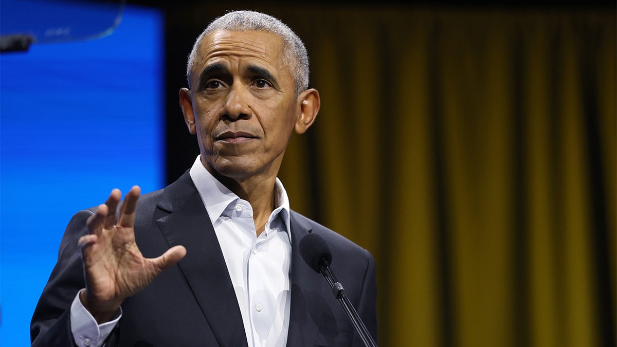 Obama privately sounds alarm on ‘dangerous’ AI, urges Democrats to put issue at center of agenda