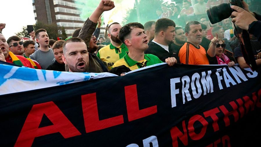 United-fans raser: Behandler os som lort