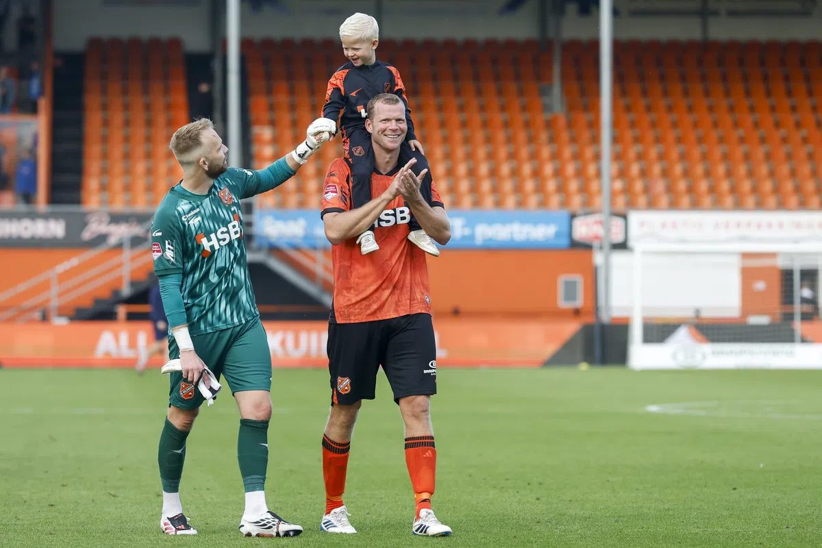'Tevreden' Veerman geniet van eigen omhaal: 'Kan ook het stadion uitvliegen'