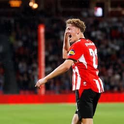 PSV klopt Sparta dankzij hattrick Mijnans en neemt koppositie over van AZ