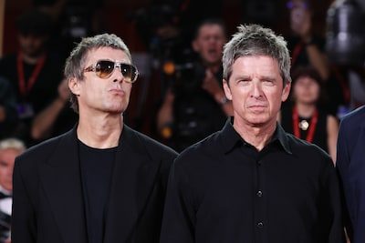 Na maanden van geruchten is het zover: Oasis kondigt nieuwe tournee aan