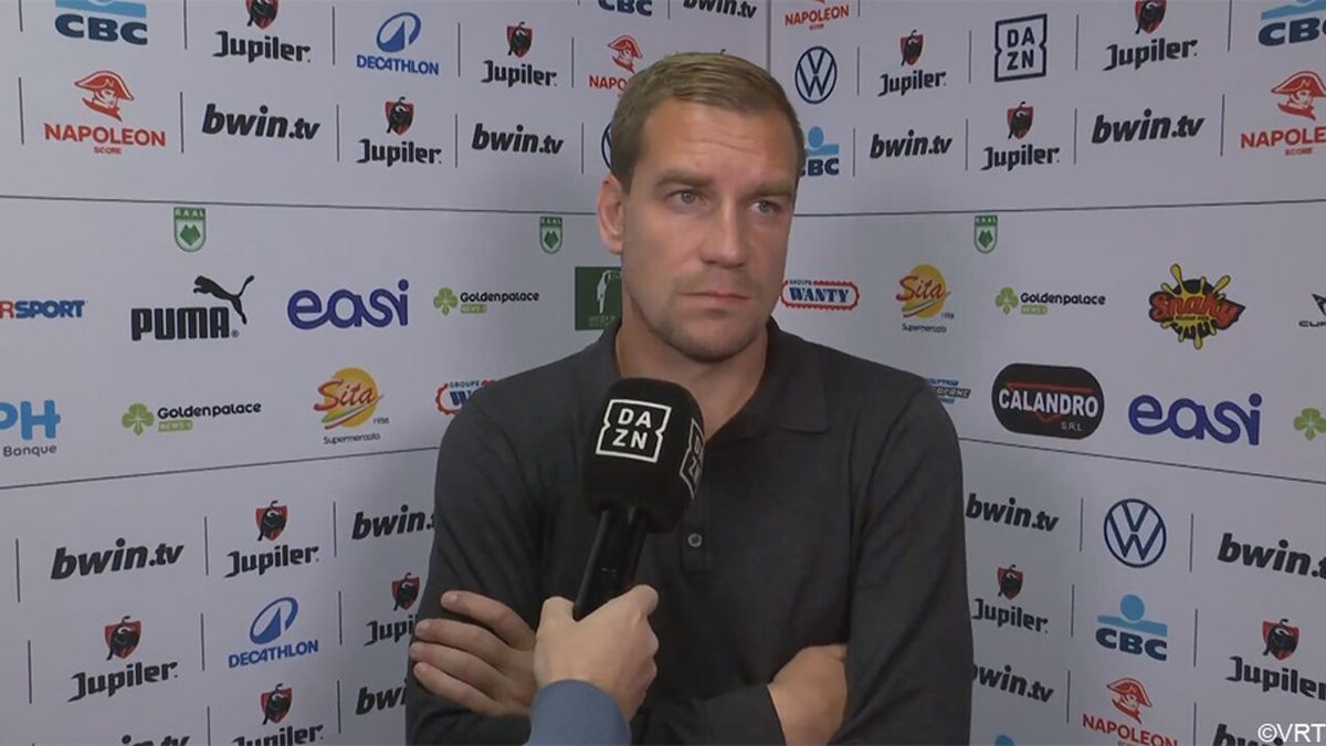 "Ik kan alleen mijn excuses aanbieden": Michiel Jonckheere is na 0 op 18 niet langer coach van KV Kortrijk