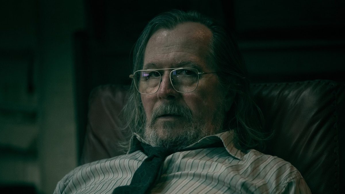 «Gary Oldman briljerer»