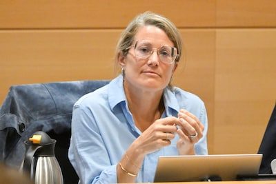 “Ik lees en hoor alles”: Van Bossuyt reageert voorlopig niet inhoudelijk op scherpe open brief over Gazaanse beursstude…