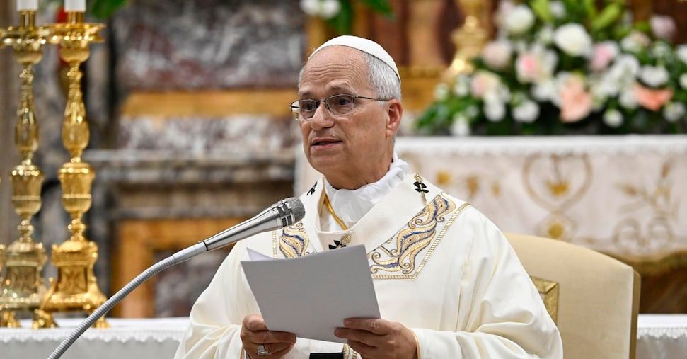 Papa Leone revoca i tagli di Bergoglio e alza gli stipendi dei cardinali