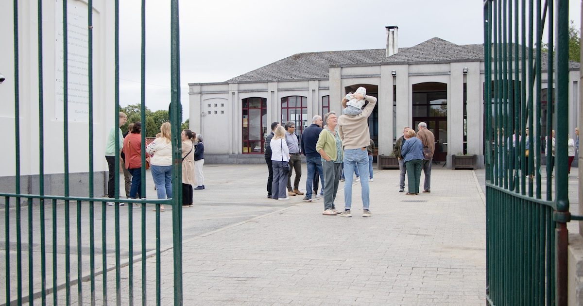 Une enseignante francophone portant le voile pourrait aussi être sanctionnée