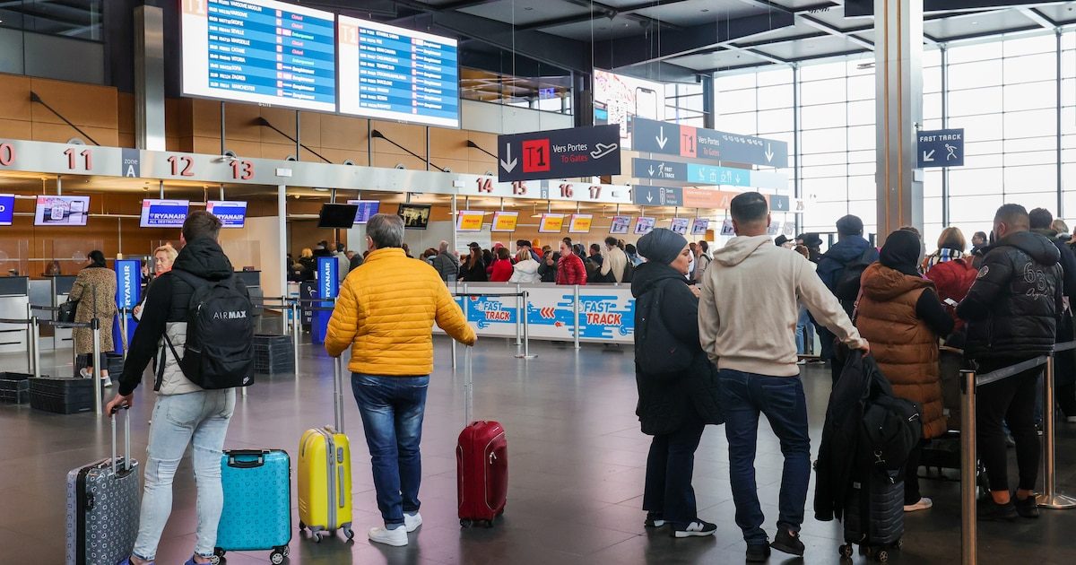 Grève des contrôleurs aériens à Charleroi: quel impact pour les voyageurs? “Des horaires assez critiques pour nos compa…