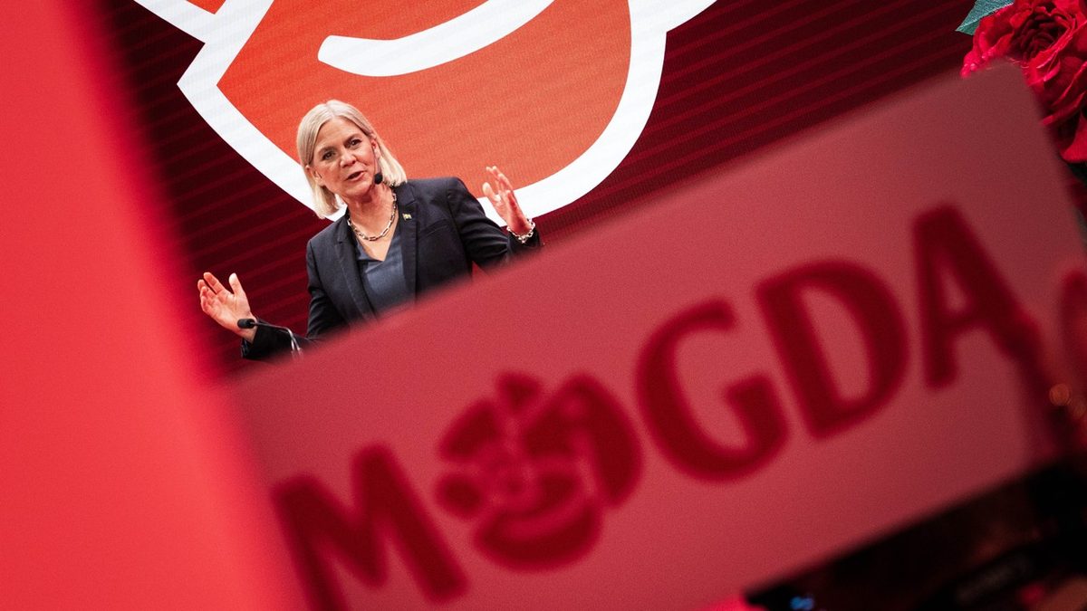Et splittet Sverige venter i spenning