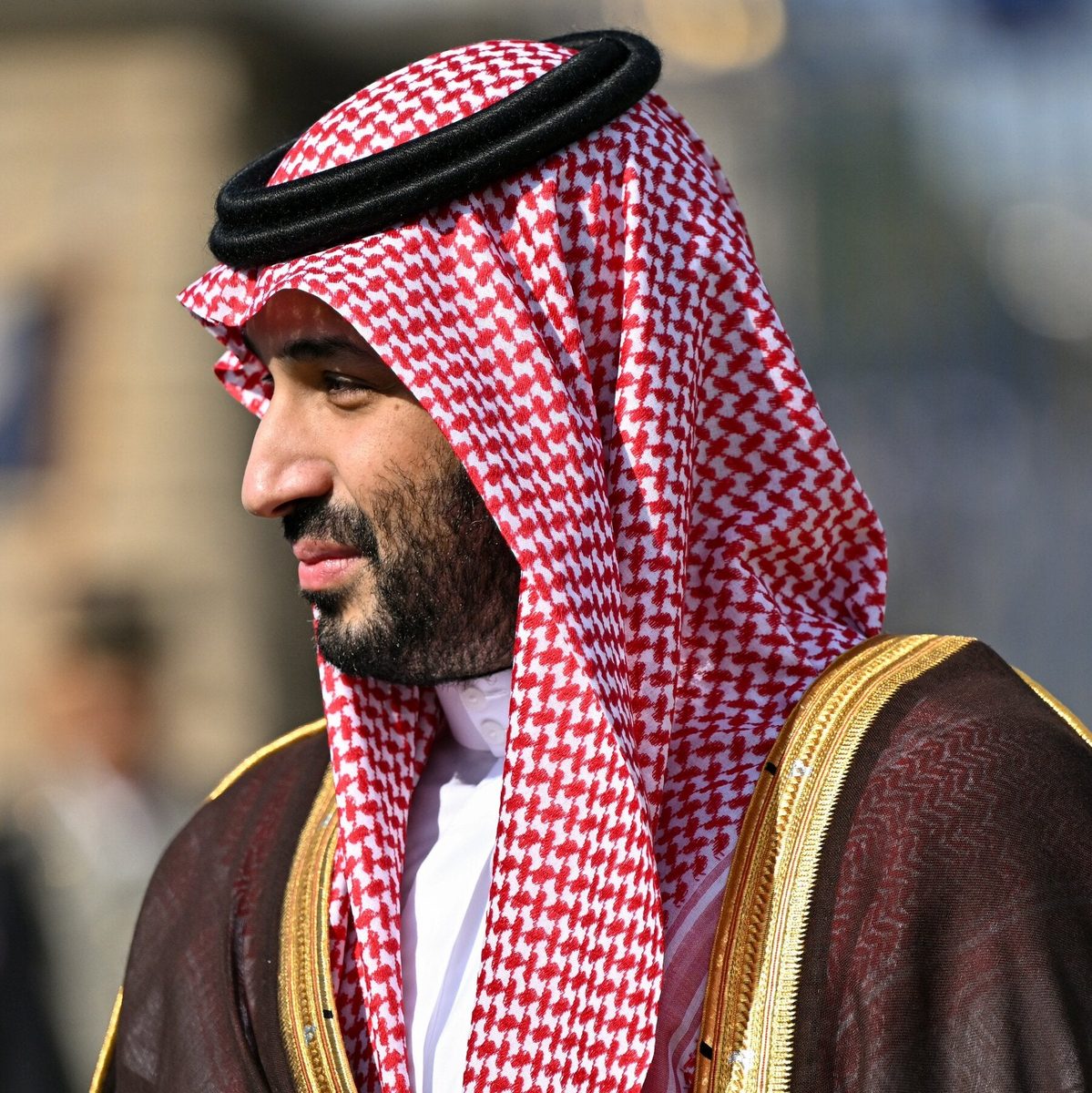Saudi Leader Meets U.S. General as Widening Conflict Threatens Oil Markets
