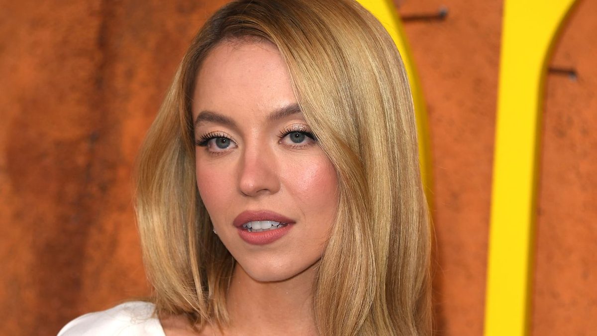 As A Sports Fan, The Sydney Sweeney Ad Is Maddening… But Let’s Not Blame One Woman