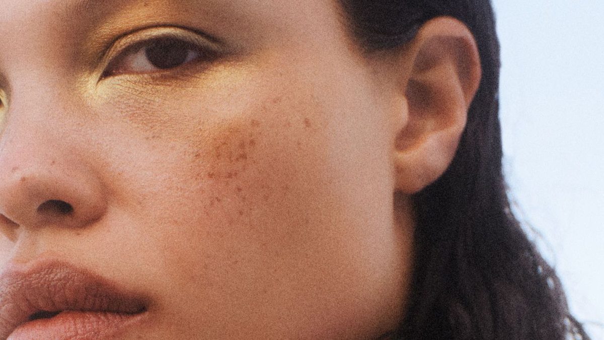 Experts On The Best Hair Masks And Deep Conditioners For Damaged Tresses and Dry Strands