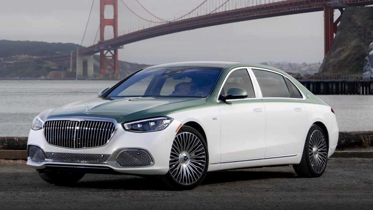 Get A V12-Powered Mercedes-Maybach S-Class For $70,000 Off, As Long As You Can Stomach Driving A Pre-Facelift Car