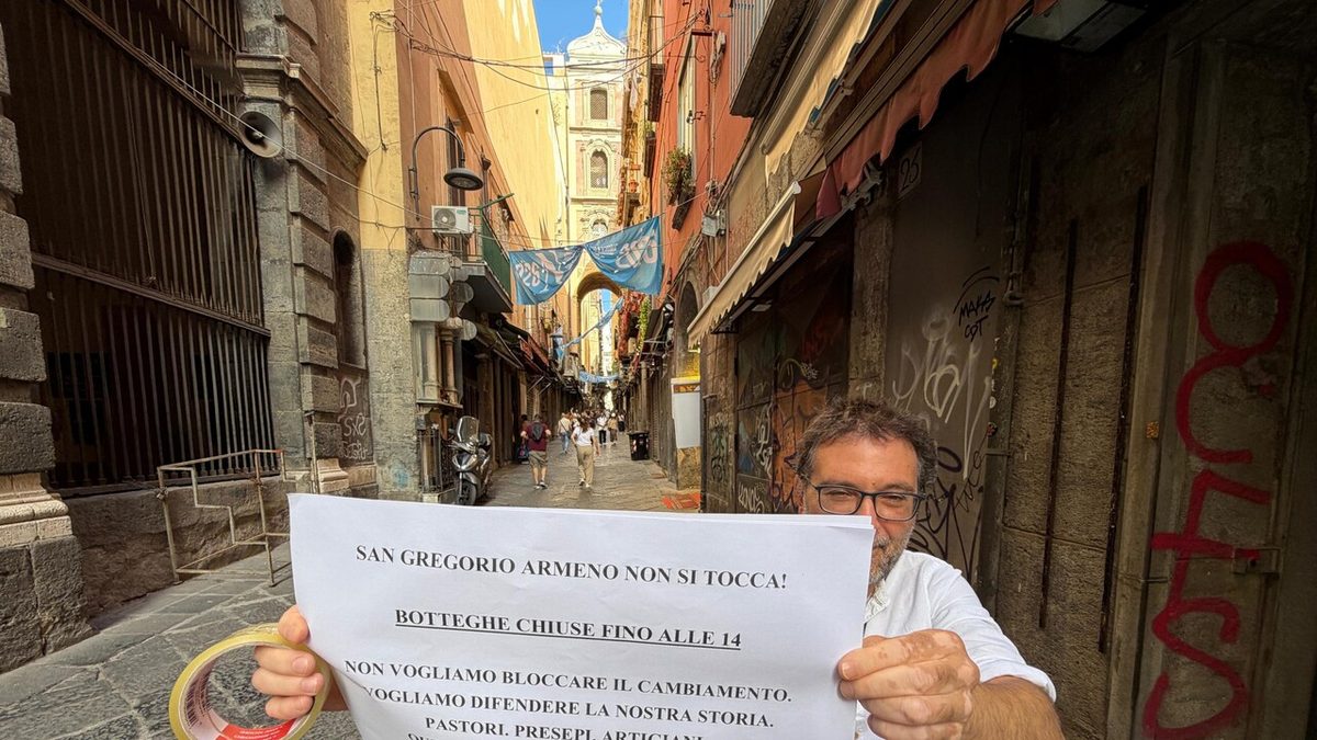 'Salviamo S.Gregorio Armeno', lo sciopero delle botteghe dei presepi