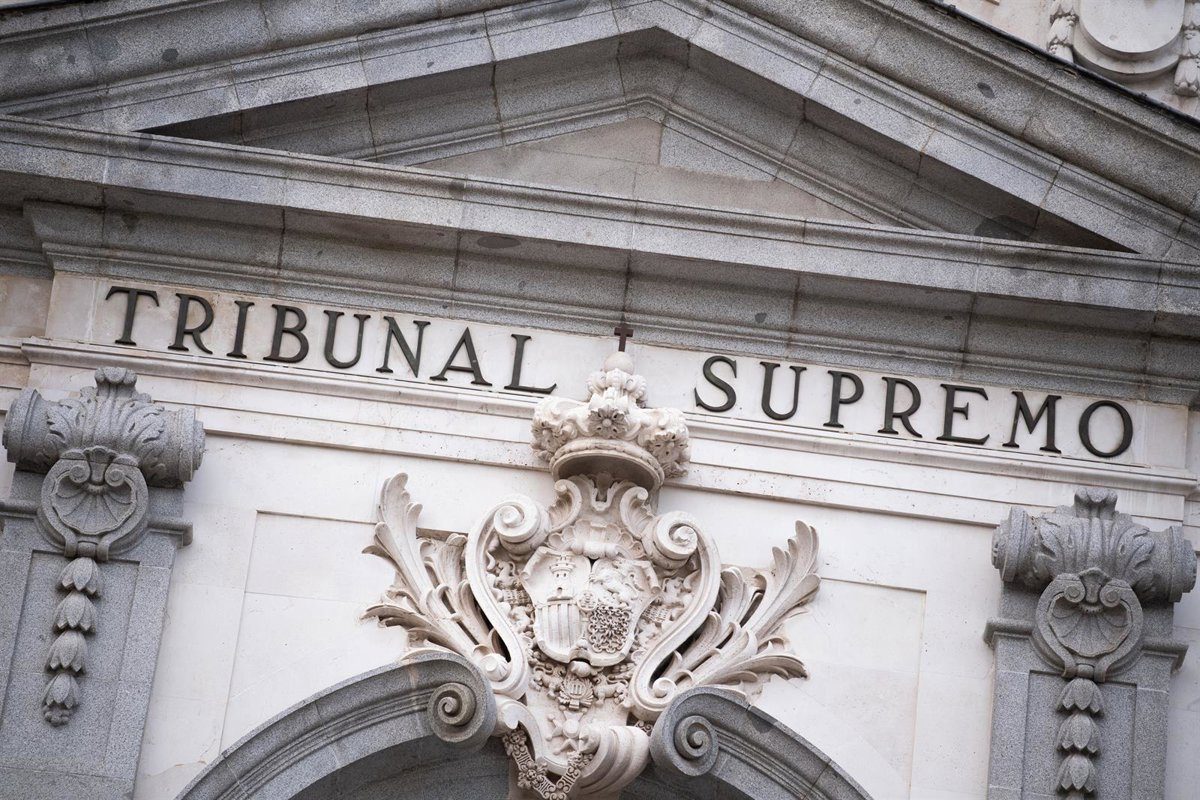 La JEC atiende al Supremo y pide informes sobre las nacionalizaciones derivadas de la 'ley de nietos'