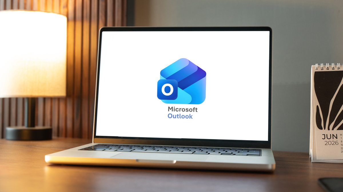 How to fix Outlook's "Your message can't be displayed right now" error