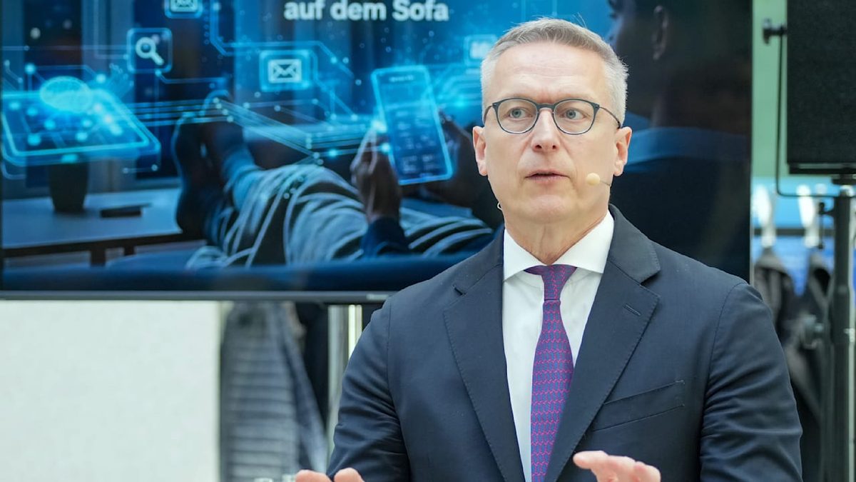 Experten warnen vor „Auslöschung der Menschheit" - Müssen wir Angst haben vor dieser KI, Herr Digitalminister?
